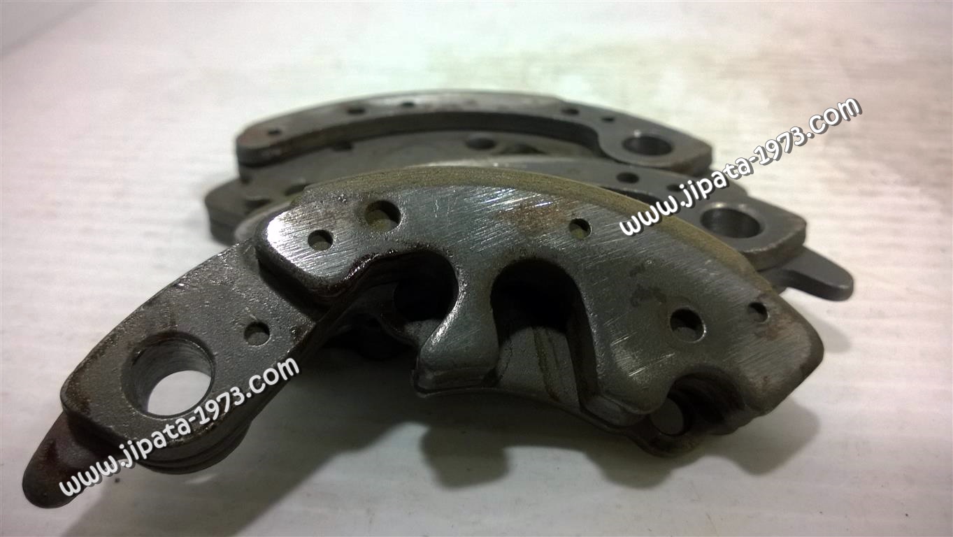 ผ้าคลัทช์แรงเหวี่ยง Yamaha spark 135,Spark Z,Honda wave 110 i,Susuki smash/Best 125,Kawasaki KSR/Kaze แท้