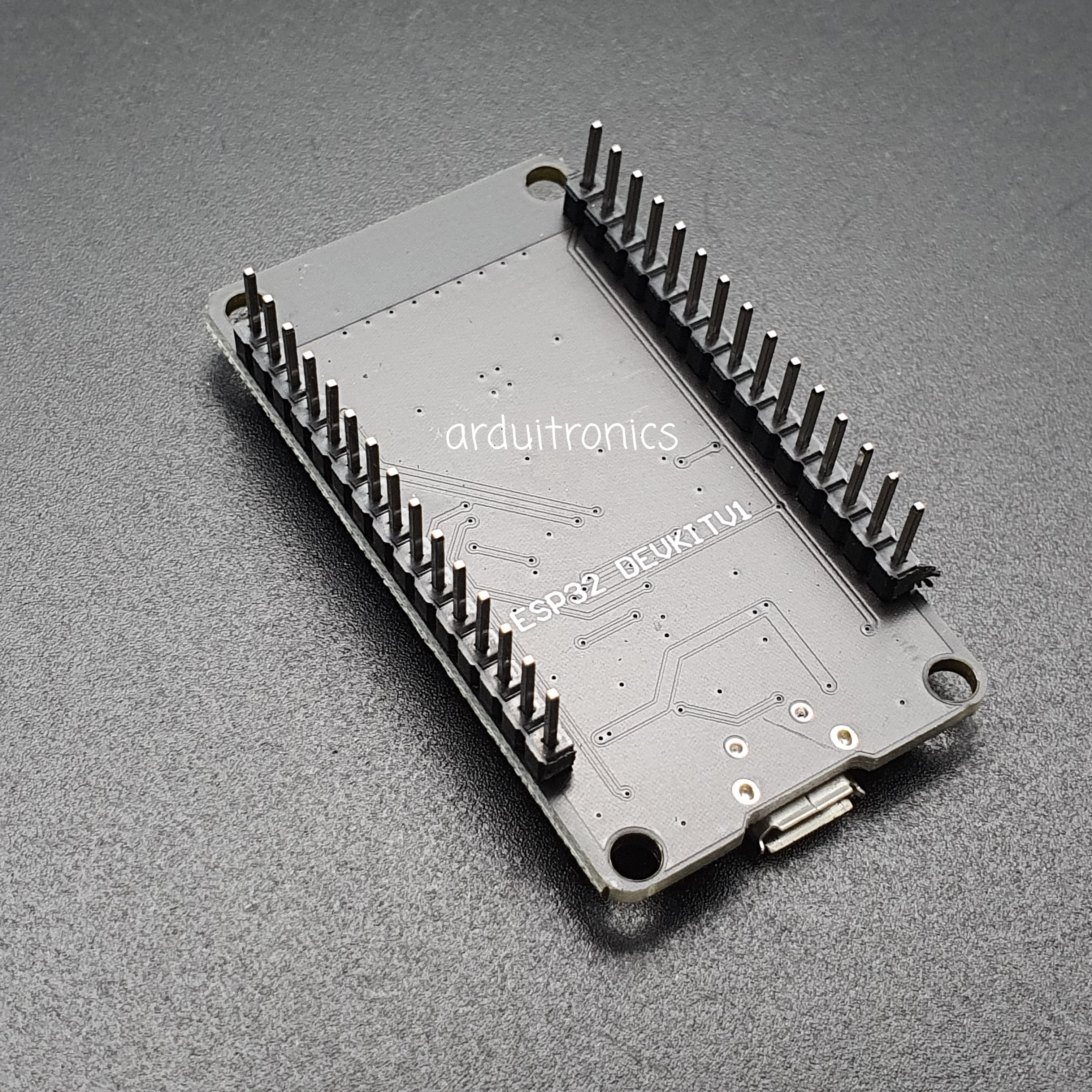 บอร์ด ESP-32 NodeMCU ESP-WROOM-32 Wi-Fi and Bluetooth Dual Core (CH9102X) 30 pin
