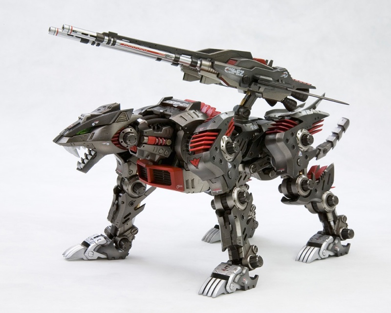 "Pre-Order" HMM ZOIDS 1/72 EZ-035 Lightning Saix Marking Plus Ver.