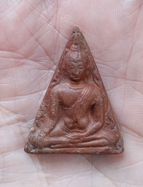 พระนางพญา ค่ายอดิศร เนื้อดิน สระบุรี