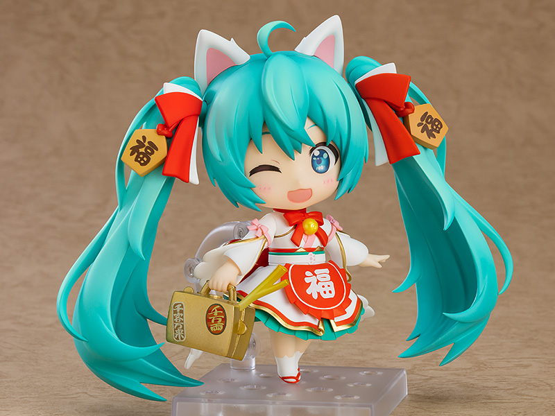 [1777] Nendoroid Hatsune Miku: Maneki Miku Ver.