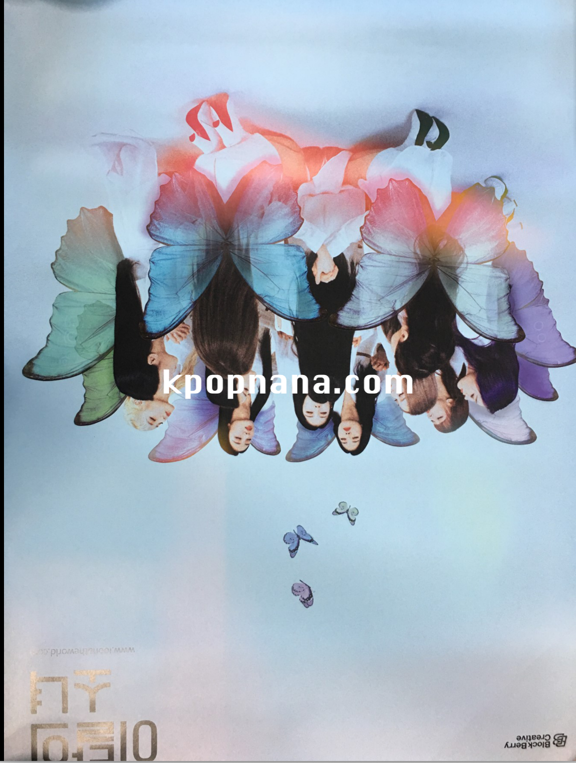 LOONA - เฉพาะ โปสเตอร์ แบบที่ 3 พร้อมส่ง + กระบอกโปสเตอร์ค่ะ