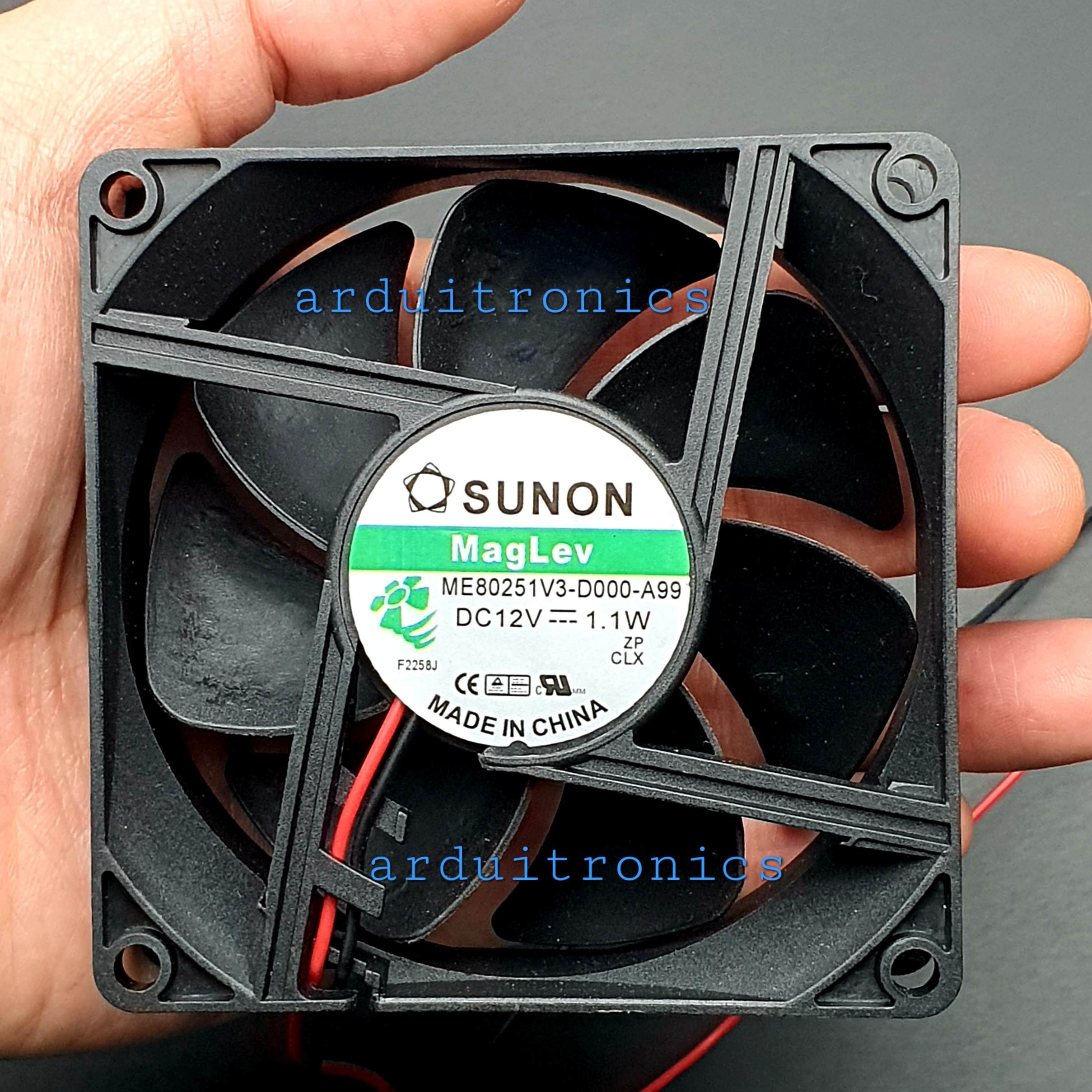 พัดลมระบายความร้อน 12VDC ขนาด 80x80x25mm