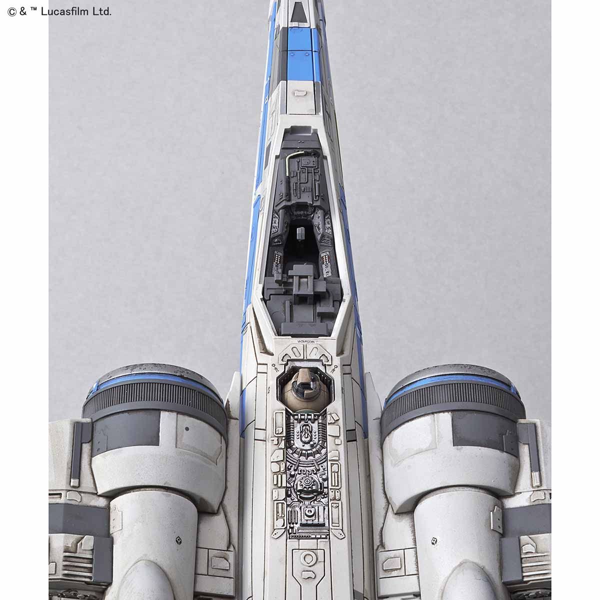 1/72 Blue Squadron Resistance X-Wing Fighter (Star Wars : The Last Jedi)
