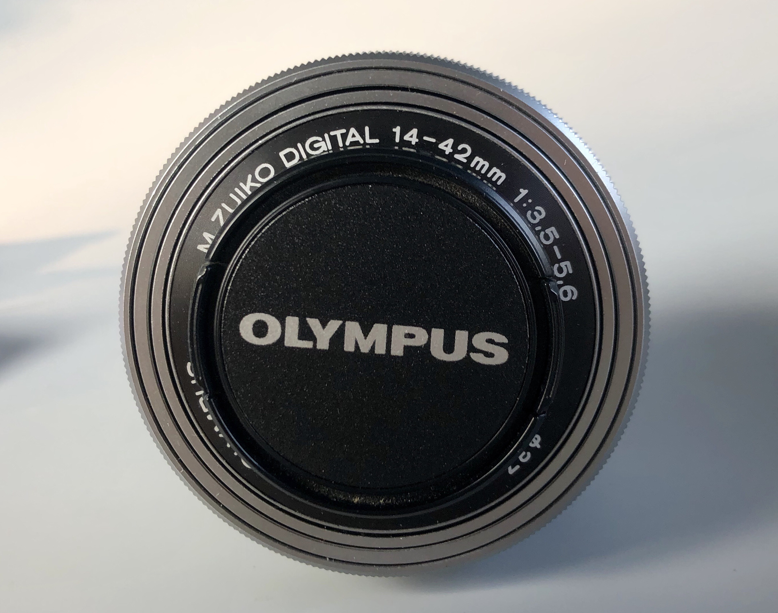 ให้เช่าเลนส์ Olympus M.ZUIKO DIGITAL 45mm F1.8