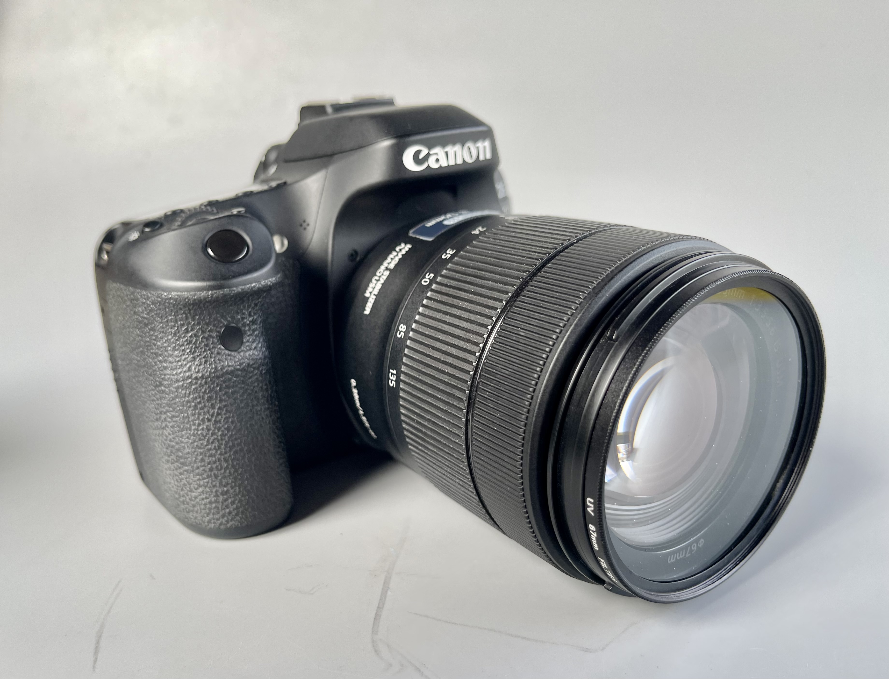 ขายกล้อง Canon 80d สุดยอด กล้องพร้อมเลนส์ 18-135 nano(kit)ใช้งานน้อยมากซัตเตอร์ 3034ครบชุดพร้อมใช้งาน