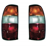 ไฟท้าย มาสด้า MAZDA ไฟเตอร์ ปี98 (L-R ราคาต่อ 1 คู่ มีขั้ว)