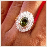 แหวนมรกต ล้อมเพชรสวิส cz ครึ่งนิ้วสวย ดีไซน์เก๋ 24 kgb size61