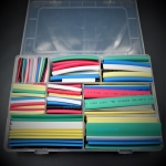 ชุดเซต ท่อหด หลากสี สำหรับหุ้มสายไฟพร้อมกล่องใส่ (Set 385 ชิ้น)