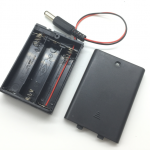 Battery Box รางถ่าน 3 ก้อน AA 4.5V (ก้อนละ 1.5V) 1 ด้าน แบบมีฝาปิด และมีสวิทช์เปิดปิด พร้อมหัว Jack