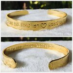 ￼ไม่ลอกไม่ดำ กำไลข้อมือโลหะสีทอง ที่ระลึกครบรอบฉลองสิริราชสมบัติ ครบรอบ 60 ปี ในหลวงรัชกาลที่ 9
