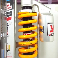 (MSX)โช้คอัพหลังเดี่ยว YSS สำหรับ Honda MSX 125 รุ่น MC302-250T สี ดำ/ส้ม