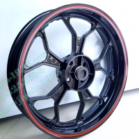 วงล้อแม็กหลัง Yamaha M-Slaz สีดำ ขอบแดง