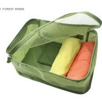 พร้อมส่ง Clothes Pouch กระเป๋าใส่เสื้อผ้าจัดระเบียบเพื่อการเดินทาง ไซด์ S - สีเขียว