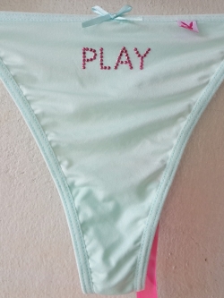 กางเกงชั้นในสตรี Playboy