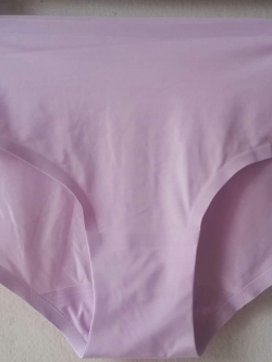 กางเกงชั้นในสตรีไทรอัมพ์