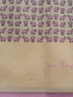 ผ้าเช็ดหน้า : จิม ทอมป์สัน