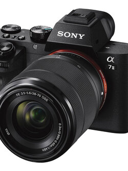 ให้เช่ากล้อง Sony a7 Mark II + เลนส์ 28-70 mm f3.5-5.6