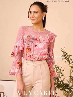 69461 เสื้อ A La Carte ชีฟองพิมพ์ลาย ตัดต่อลูกไม้คอร์ด ช่วงไหล่ทรงเฉียง แขน มีระบาย 2 ชั้น เสื้อมีซับในเย็บติด