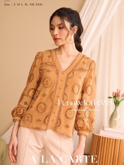 69673 เสื้อ A La Carte ชีฟอง งานปักฉลุขึ้นใหม่ คอวี แทรกทริม แต่งกระดุม แขน 3 ส่วน มีซับในเย็บติด ผ้ามีน้ำหนักทิ้งตัว