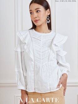 68554 เสื้อ A LA CARTE ผ้าคอตตอนแขน 5 ส่วนเนื้อนุ่มใส่สบาย แทรกทริมคอตตอนแบบชิ้นต่อแนววี กลางอกพร้อมเส้นตัดต่อด้านซ้ายขวา แขนตัดต่อระบายและเย็บเกล็ด สีขาว S-XL สีส้ม S-XL,3XL สีฟ้า S-XL