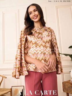 69481 เสื้อ Alacarte ชีฟองกึ่งซาตินพิมพ์ลาย ดีไซน์คลุมช่วงไหล่และแขนด้วยผ้าเครป สีชมพู สีฟ้า สีเขียว S-3XL สีฟ้า S-3XL สีเขียว S-3XL