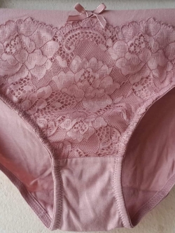 กางเกงชั้นในสตรีไทรอัมพ์