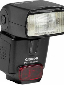 รีวิวแฟลชของ Canon Speedlite 430EX II(พร้อมถ่านชาร์ท 4 ก้อน)