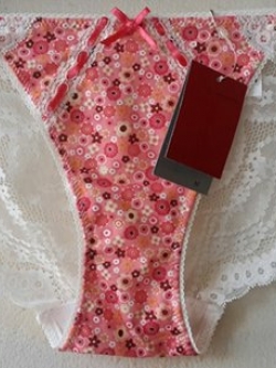 กางเกงชั้นในสตรีBSC