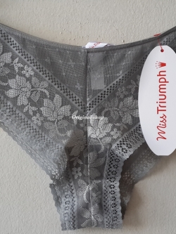 กางเกงชั้นในสตรีไทรอัมพ์