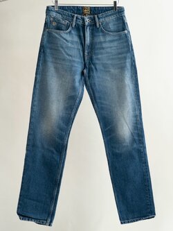 W32 (เอวจริง 31-32.5")