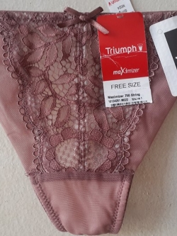 กางเกงชั้นในสตรีไทรอัมพ์