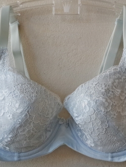 เสื้อชั้นในสตรี Amo by Triumph