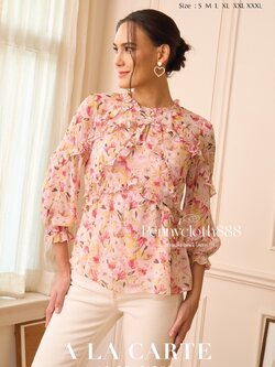 69231 เสื้อ Alacarte ชีฟองเนื้อเยื่อไม้ พิมพ์ลายดอก ตัดต่อทรงเข้ารูปเล็กน้อย มีซับใน แขน 3 ส่วน