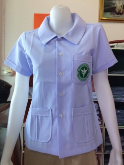 เสื้อกาวน์ขาวสีขาวโอโม่/คอบัวแหลม ผ้าสเป็นเด็กซ์ปักกระทรวงสาธารณสุข