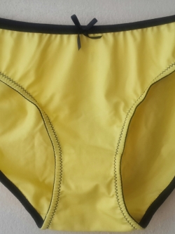 กางเกงชั้นในสตรีPlayboy