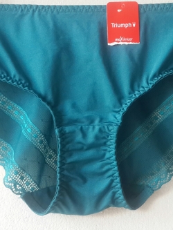 กางเกงชั้นในสตรีไทรอัมพ์