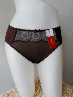 กางเกงชั้นในสตรีไทรอัมพ์