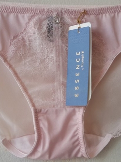 กางเกงชั้นในสตรีไทรอัมพ์