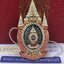 เข็มกลัด เข็มที่ระลึกตราสัญลักษณ์พระราชพิธีเฉลิมพระชนมพรรษาครบ 80 พรรษา ในหลวง รัชกาลที่ 9 ประดับด้วยคริสตัลสวารอฟสกี้ 80 เม็ด